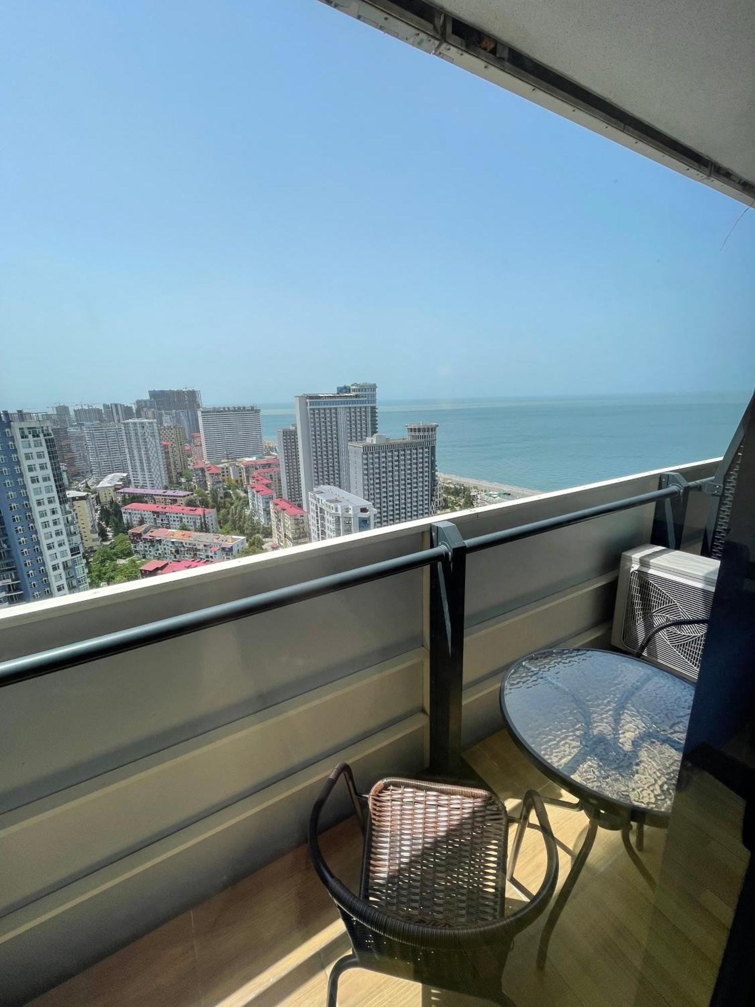 Orbi City Sea View バトゥーミ エクステリア 写真