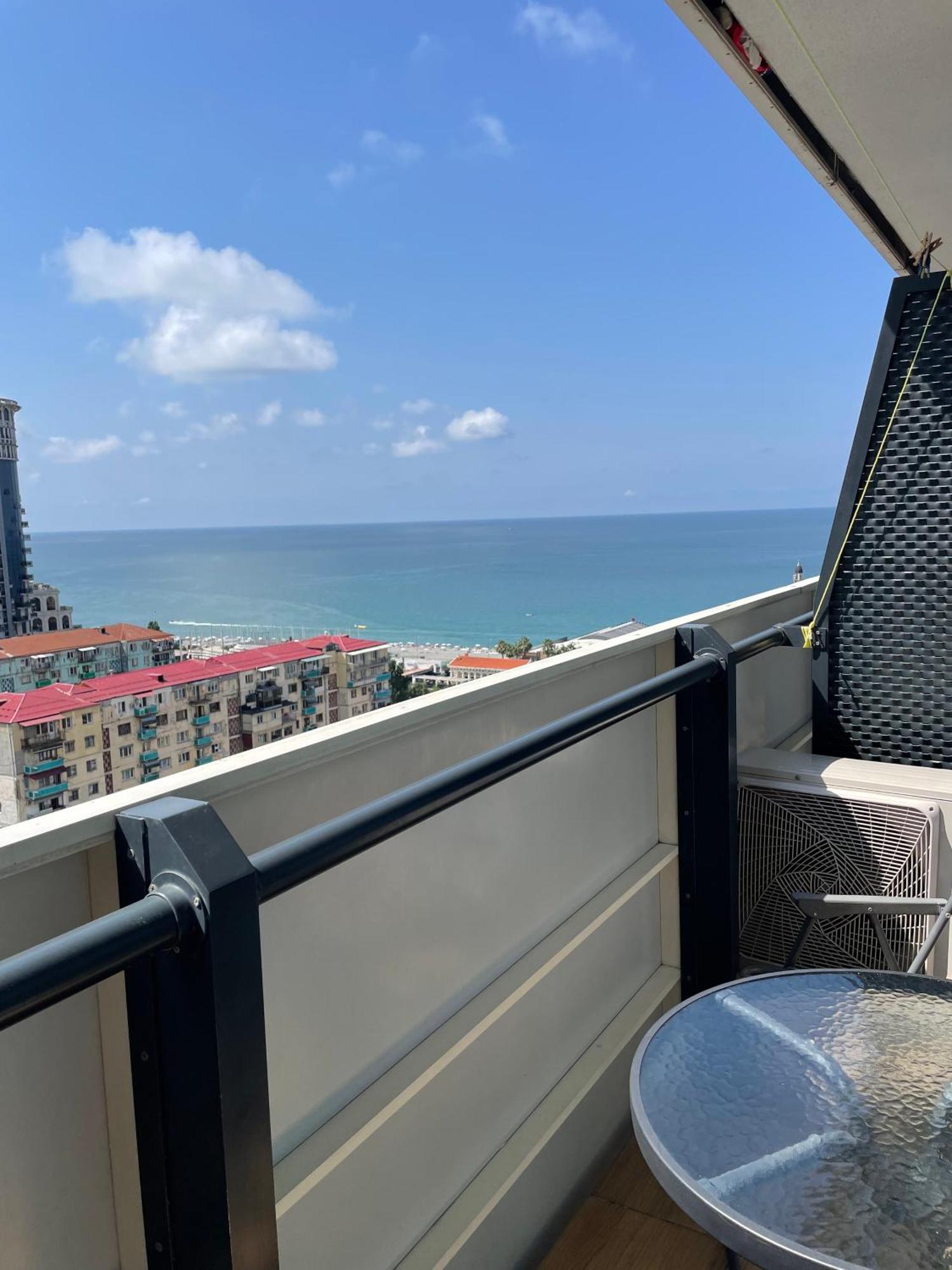 Orbi City Sea View バトゥーミ エクステリア 写真