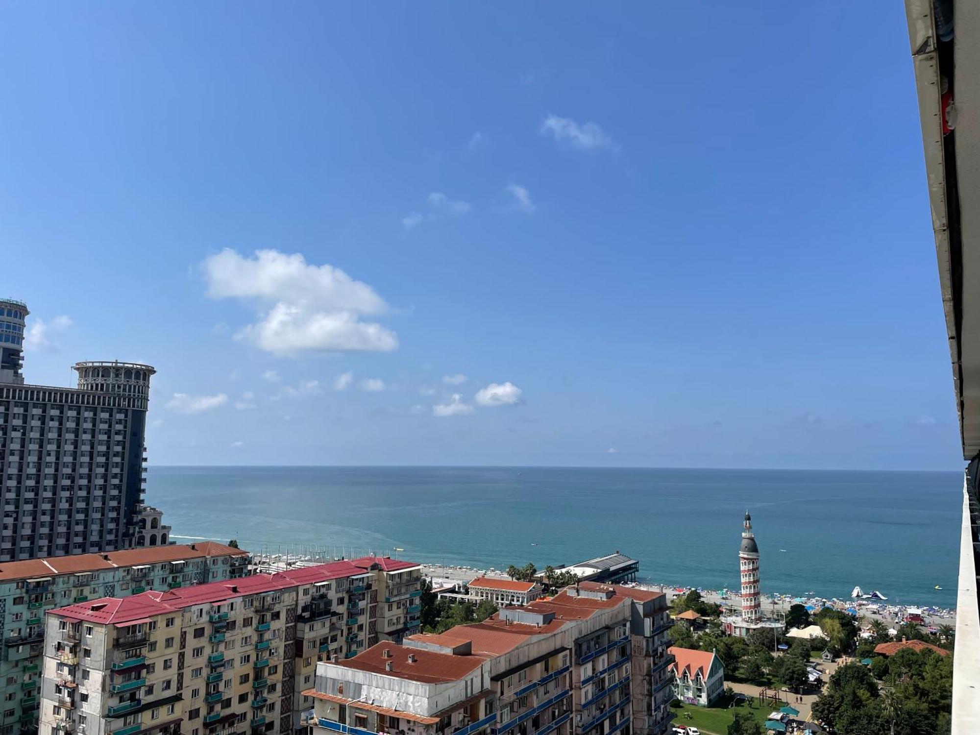 Orbi City Sea View バトゥーミ エクステリア 写真